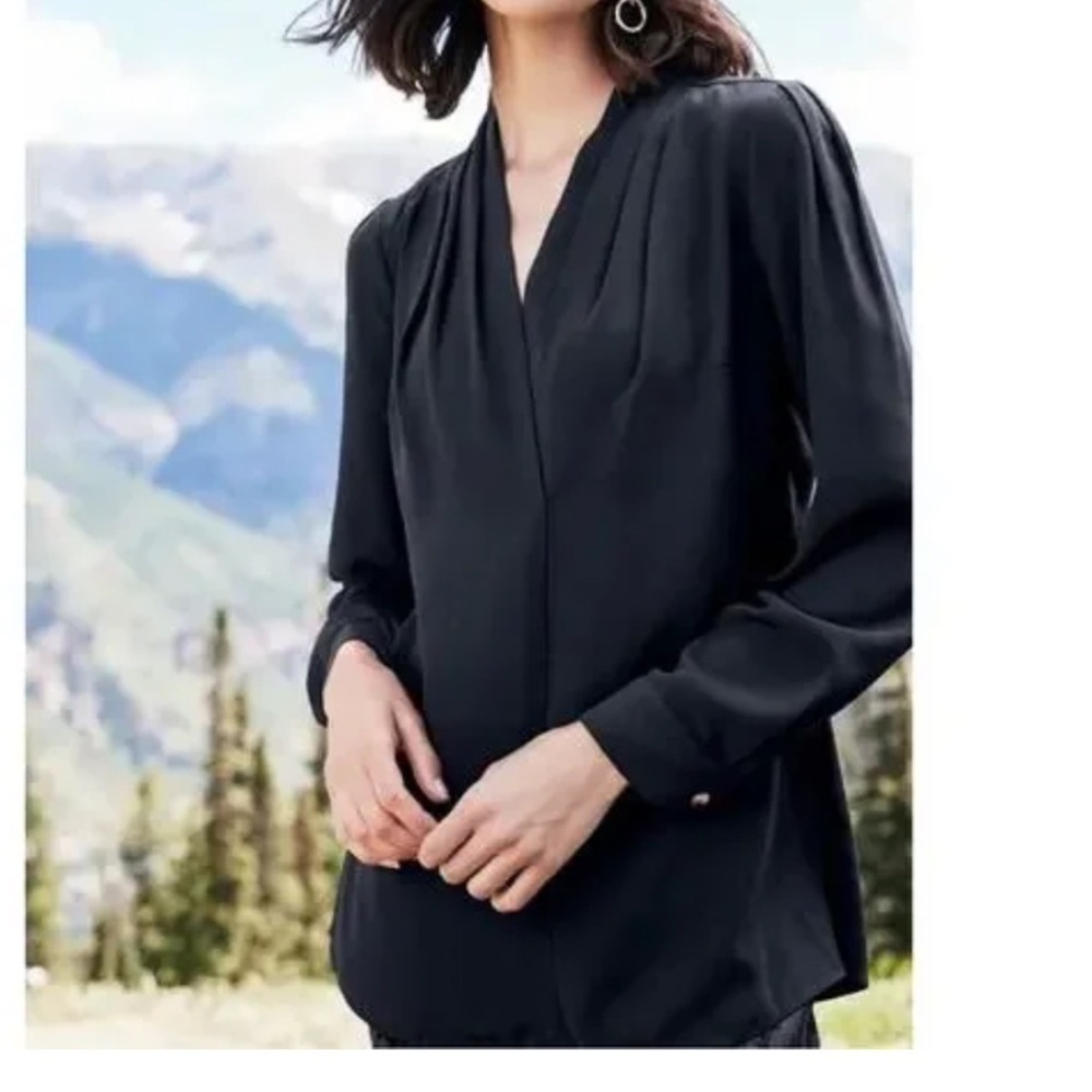 Soft Surroundings Akira Blouse Black Womens Size Large Long Sleeve Draped